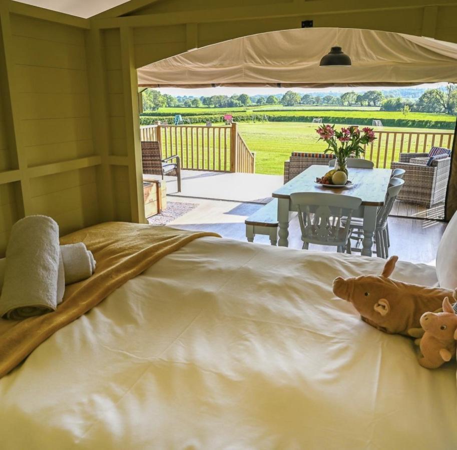 Midleydown Luxury Glamping Hotel Exeter Exterior foto